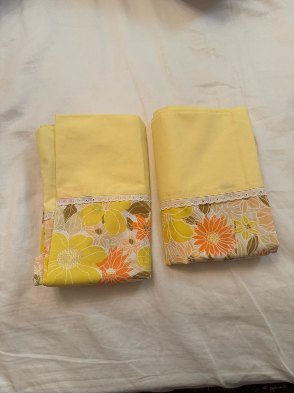 Vintage 1970s Yellow Springmade Floral Trim Pillowcases - Set of 2